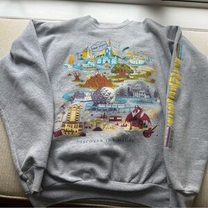 Walt Disney World Gray Crew Neck Sweatshirt Medium